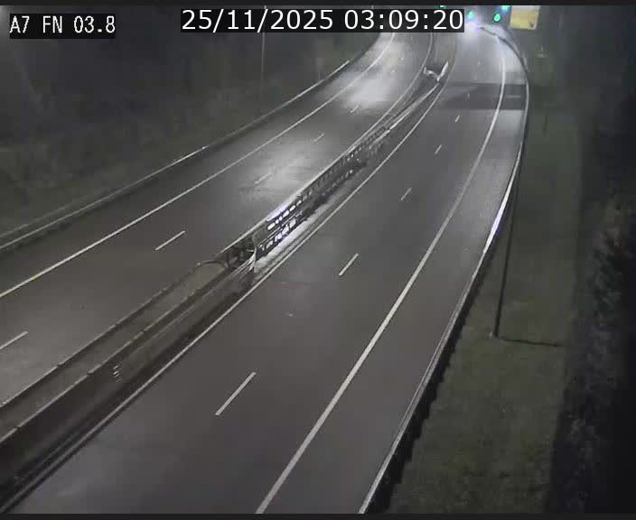 <h2>Caméra autoroute Luxembourg A7 - Passage à gibier Rëngelbour - direction Tunnel Stafelter</h2>