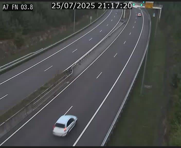 <h2>Caméra autoroute Luxembourg A7 - Passage à gibier Rëngelbour - direction Tunnel Stafelter</h2>