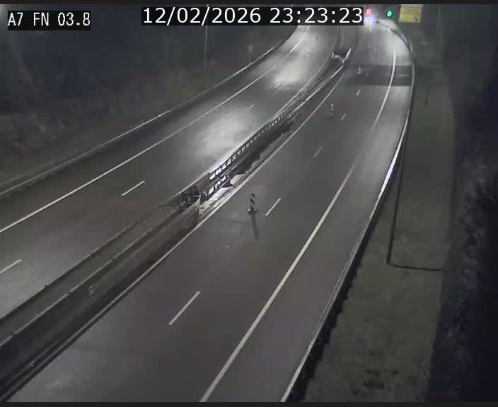 <h2>Caméra autoroute Luxembourg A7 - Passage à gibier Rëngelbour - direction Tunnel Stafelter</h2>
