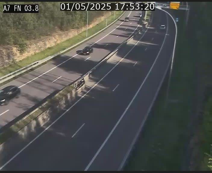 Caméra autoroute Luxembourg A7 - Passage à gibier Rëngelbour - direction Tunnel Stafelter