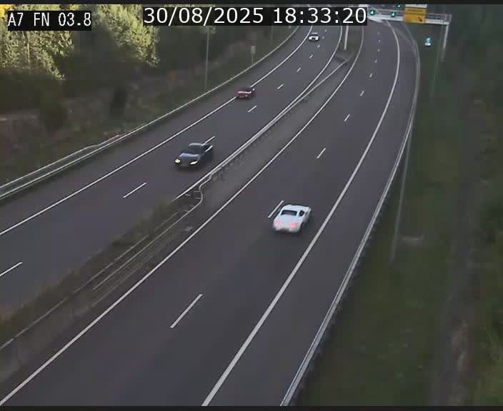<h2>Caméra autoroute Luxembourg A7 - Passage à gibier Rëngelbour - direction Tunnel Stafelter</h2>