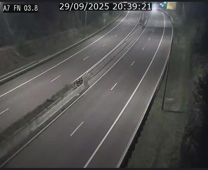 <h2>Caméra autoroute Luxembourg A7 - Passage à gibier Rëngelbour - direction Tunnel Stafelter</h2>