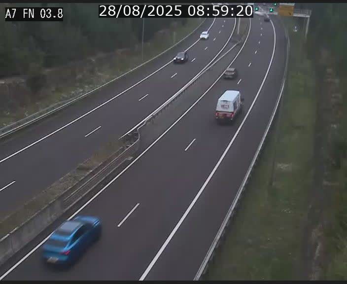 <h2>Caméra autoroute Luxembourg A7 - Passage à gibier Rëngelbour - direction Tunnel Stafelter</h2>