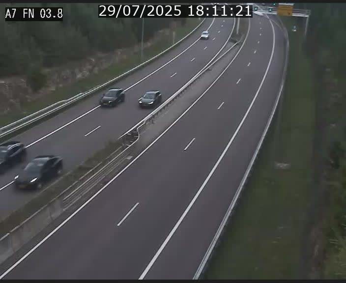 <h2>Caméra autoroute Luxembourg A7 - Passage à gibier Rëngelbour - direction Tunnel Stafelter</h2>