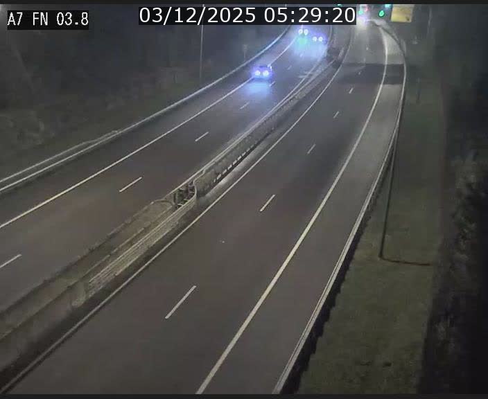 <h2>Caméra autoroute Luxembourg A7 - Passage à gibier Rëngelbour - direction Tunnel Stafelter</h2>
