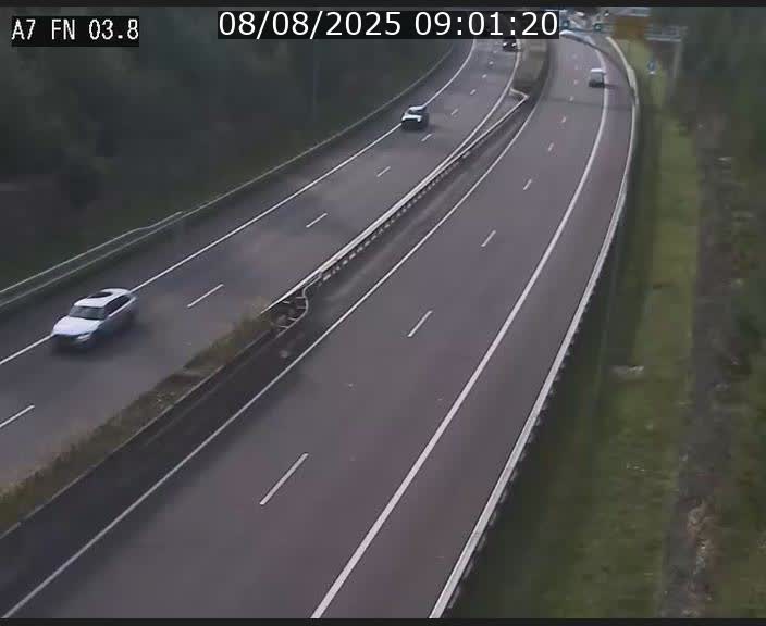 <h2>Caméra autoroute Luxembourg A7 - Passage à gibier Rëngelbour - direction Tunnel Stafelter</h2>