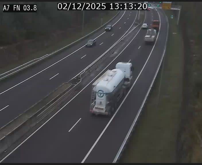 <h2>Caméra autoroute Luxembourg A7 - Passage à gibier Rëngelbour - direction Tunnel Stafelter</h2>