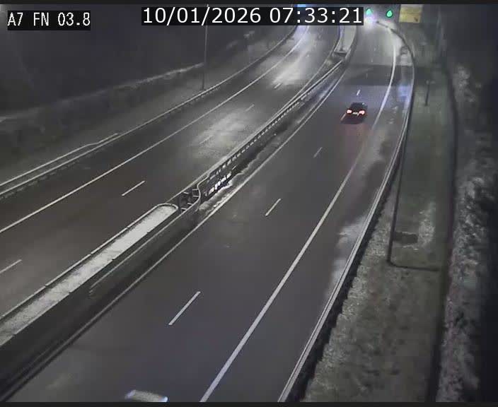 <h2>Caméra autoroute Luxembourg A7 - Passage à gibier Rëngelbour - direction Tunnel Stafelter</h2>