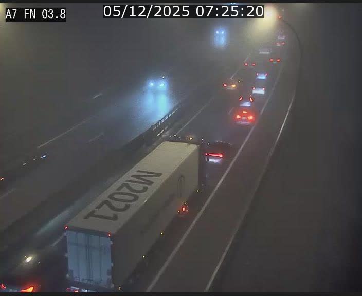 <h2>Caméra autoroute Luxembourg A7 - Passage à gibier Rëngelbour - direction Tunnel Stafelter</h2>