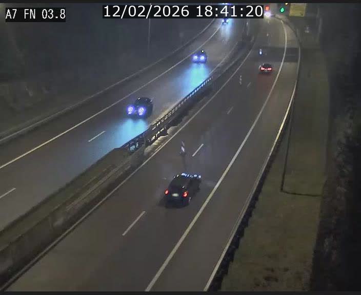 <h2>Caméra autoroute Luxembourg A7 - Passage à gibier Rëngelbour - direction Tunnel Stafelter</h2>