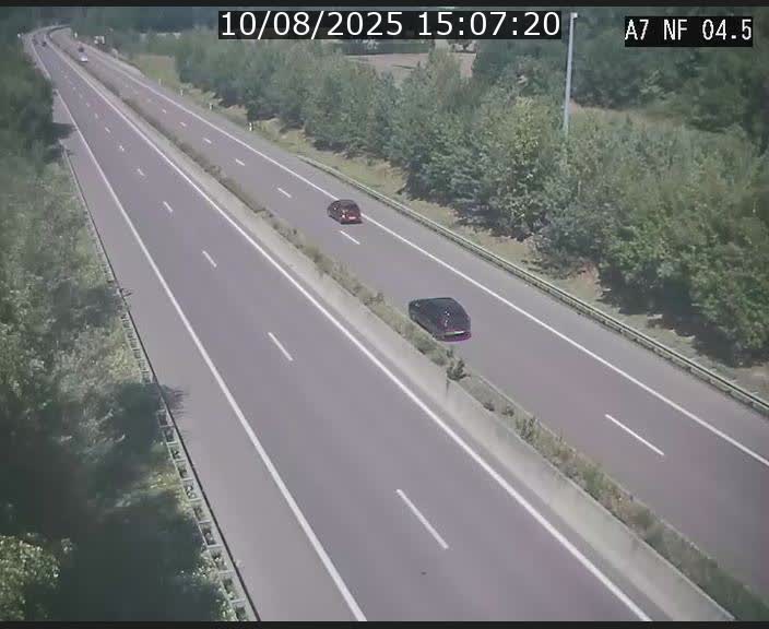 <h2>Caméra autoroute Luxembourg A7 - Passage à gibier Rëngelbour - direction Tunnel Grouft</h2>