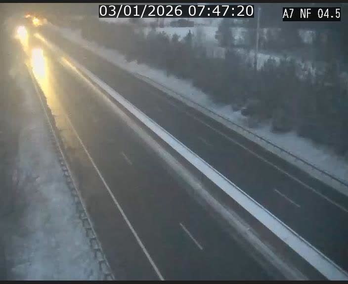 <h2>Caméra autoroute Luxembourg A7 - Passage à gibier Rëngelbour - direction Tunnel Grouft</h2>