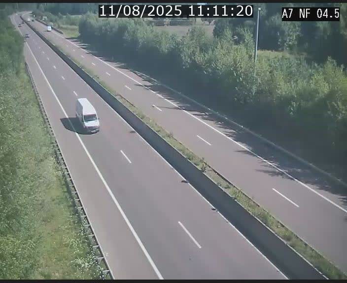 <h2>Caméra autoroute Luxembourg A7 - Passage à gibier Rëngelbour - direction Tunnel Grouft</h2>