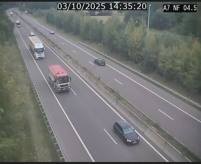<h2>Caméra autoroute Luxembourg A7 - Passage à gibier Rëngelbour - direction Tunnel Grouft</h2>