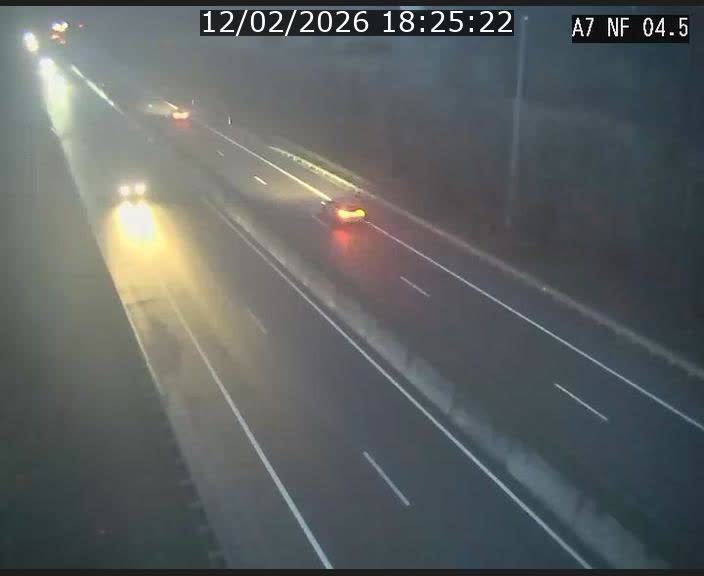 <h2>Caméra autoroute Luxembourg A7 - Passage à gibier Rëngelbour - direction Tunnel Grouft</h2>