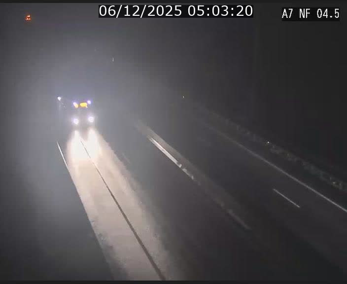 <h2>Caméra autoroute Luxembourg A7 - Passage à gibier Rëngelbour - direction Tunnel Grouft</h2>