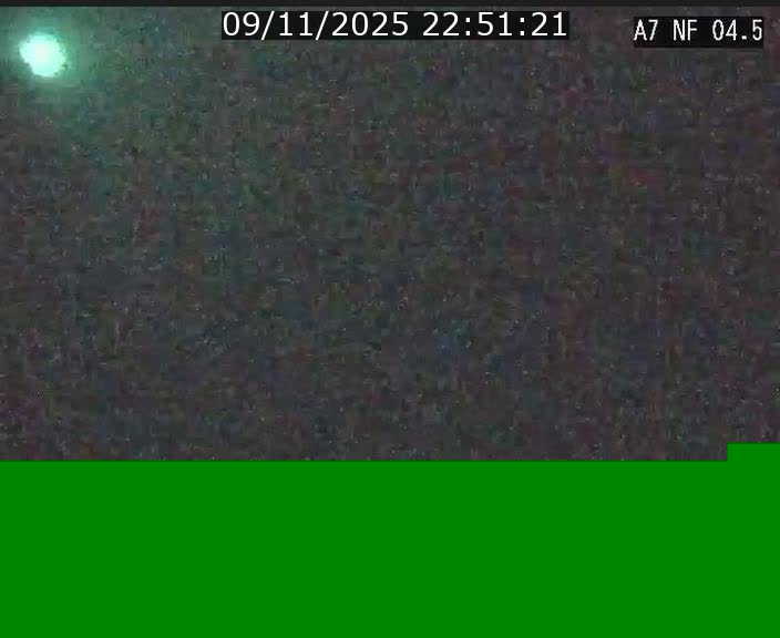 <h2>Caméra autoroute Luxembourg A7 - Passage à gibier Rëngelbour - direction Tunnel Grouft</h2>