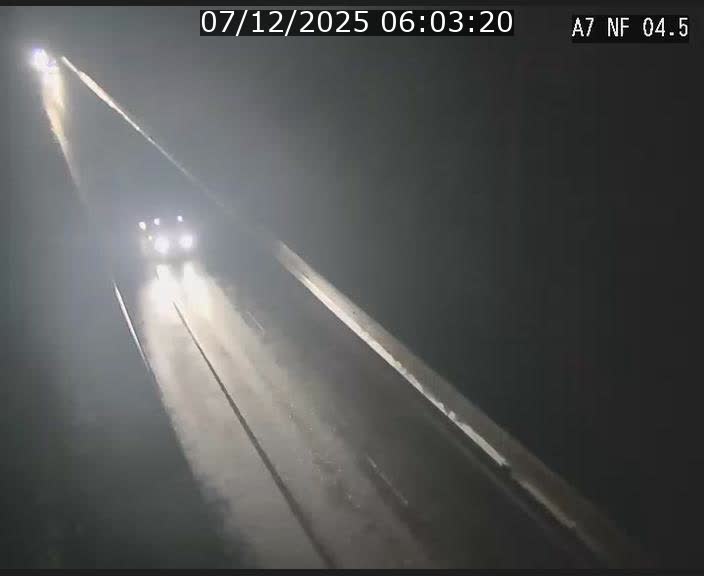 <h2>Caméra autoroute Luxembourg A7 - Passage à gibier Rëngelbour - direction Tunnel Grouft</h2>