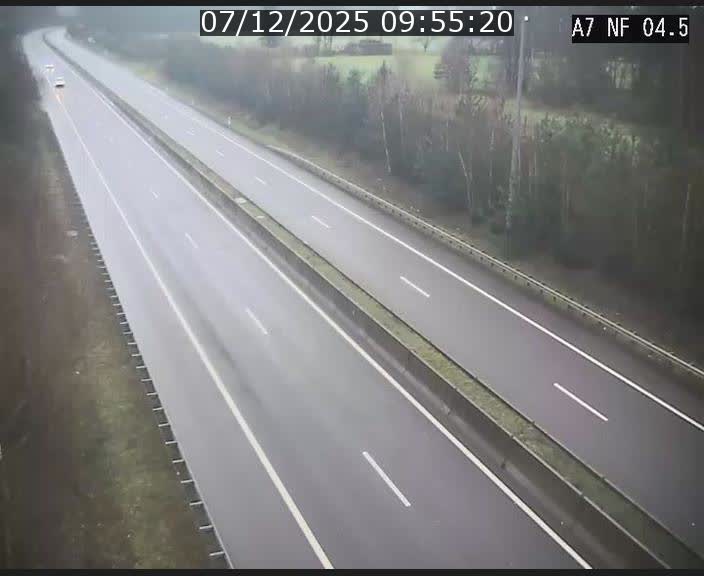 <h2>Caméra autoroute Luxembourg A7 - Passage à gibier Rëngelbour - direction Tunnel Grouft</h2>