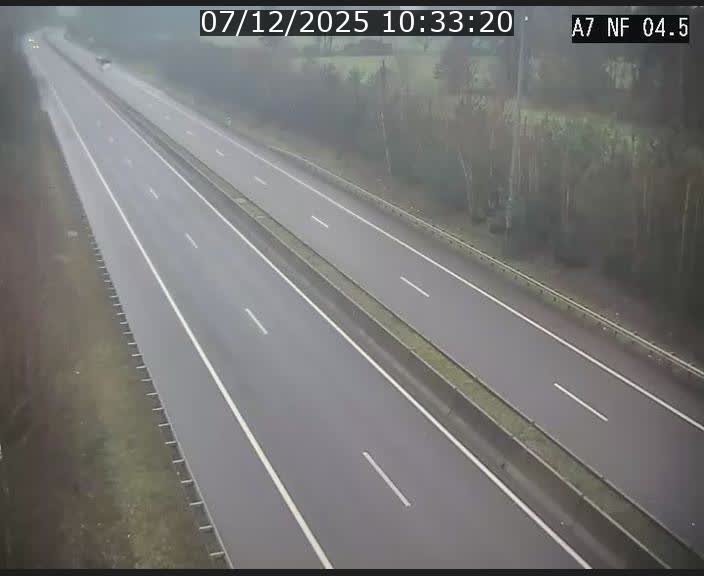 <h2>Caméra autoroute Luxembourg A7 - Passage à gibier Rëngelbour - direction Tunnel Grouft</h2>