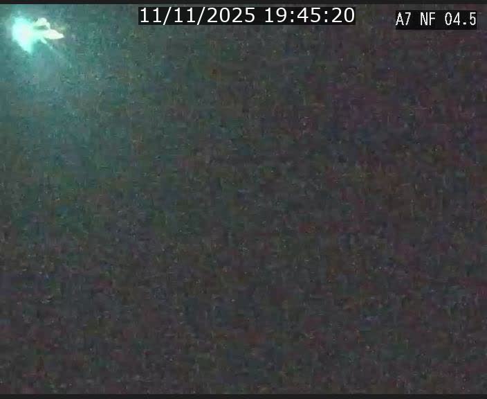 <h2>Caméra autoroute Luxembourg A7 - Passage à gibier Rëngelbour - direction Tunnel Grouft</h2>