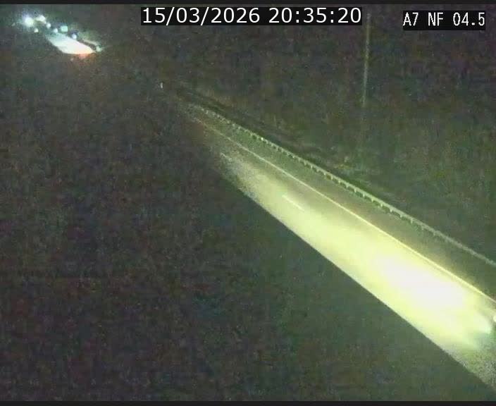 Caméra autoroute Luxembourg A7 - Passage à gibier Rëngelbour - direction Tunnel Grouft