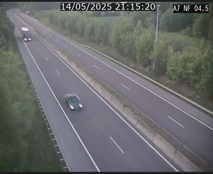 <h2>Caméra autoroute Luxembourg A7 - Passage à gibier Rëngelbour - direction Tunnel Grouft</h2>