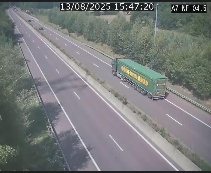<h2>Caméra autoroute Luxembourg A7 - Passage à gibier Rëngelbour - direction Tunnel Grouft</h2>