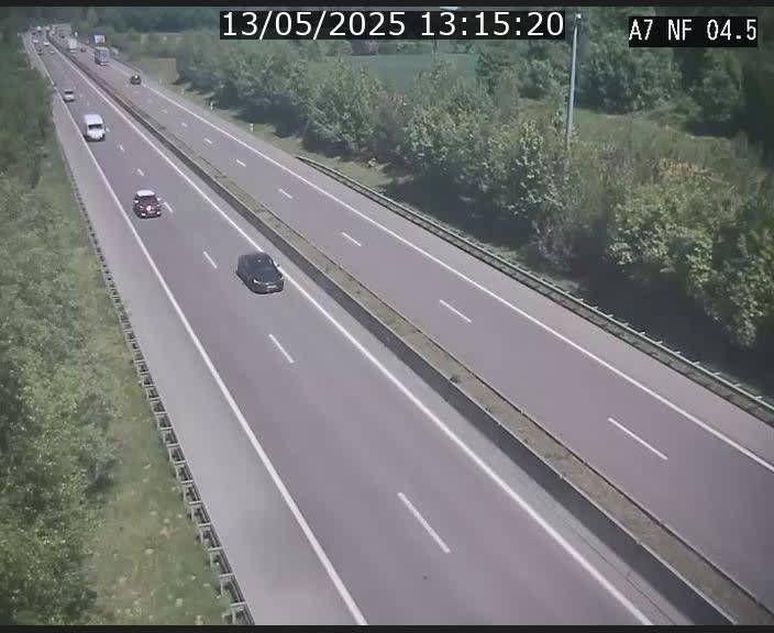 <h2>Caméra autoroute Luxembourg A7 - Passage à gibier Rëngelbour - direction Tunnel Grouft</h2>