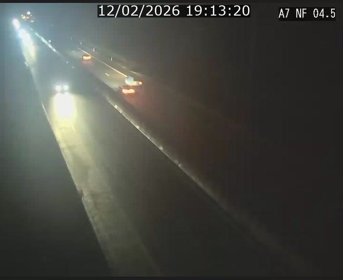 <h2>Caméra autoroute Luxembourg A7 - Passage à gibier Rëngelbour - direction Tunnel Grouft</h2>