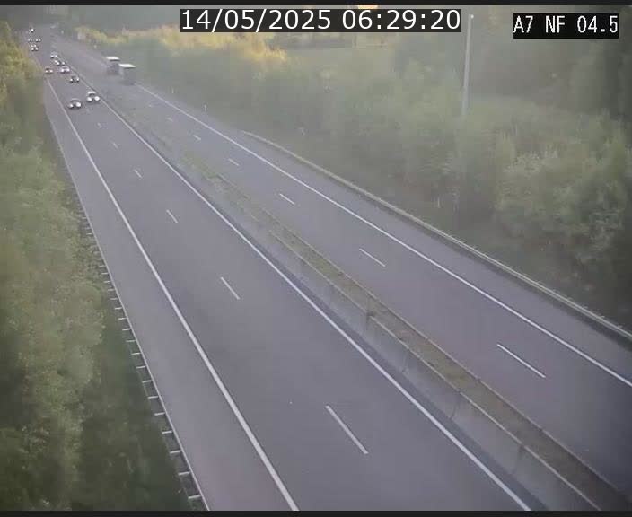 <h2>Caméra autoroute Luxembourg A7 - Passage à gibier Rëngelbour - direction Tunnel Grouft</h2>