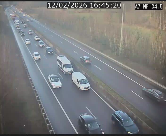 <h2>Caméra autoroute Luxembourg A7 - Passage à gibier Rëngelbour - direction Tunnel Grouft</h2>