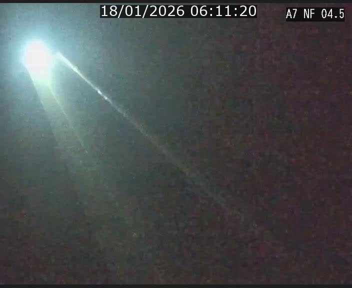 <h2>Caméra autoroute Luxembourg A7 - Passage à gibier Rëngelbour - direction Tunnel Grouft</h2>