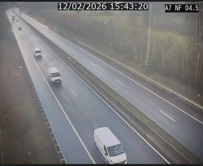 Caméra autoroute Luxembourg A7 - Passage à gibier Rëngelbour - direction Tunnel Grouft