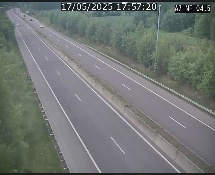 <h2>Caméra autoroute Luxembourg A7 - Passage à gibier Rëngelbour - direction Tunnel Grouft</h2>