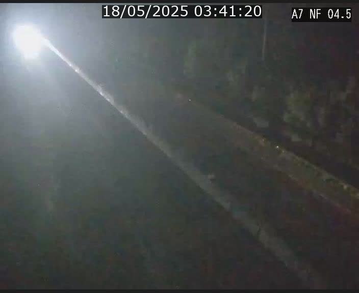 <h2>Caméra autoroute Luxembourg A7 - Passage à gibier Rëngelbour - direction Tunnel Grouft</h2>