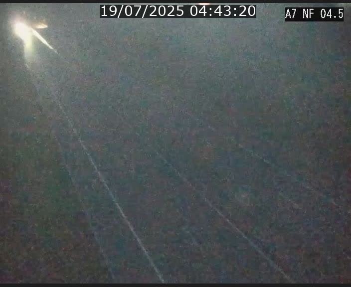 <h2>Caméra autoroute Luxembourg A7 - Passage à gibier Rëngelbour - direction Tunnel Grouft</h2>