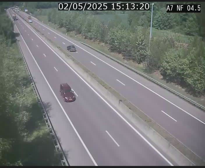 Caméra autoroute Luxembourg A7 - Passage à gibier Rëngelbour - direction Tunnel Grouft