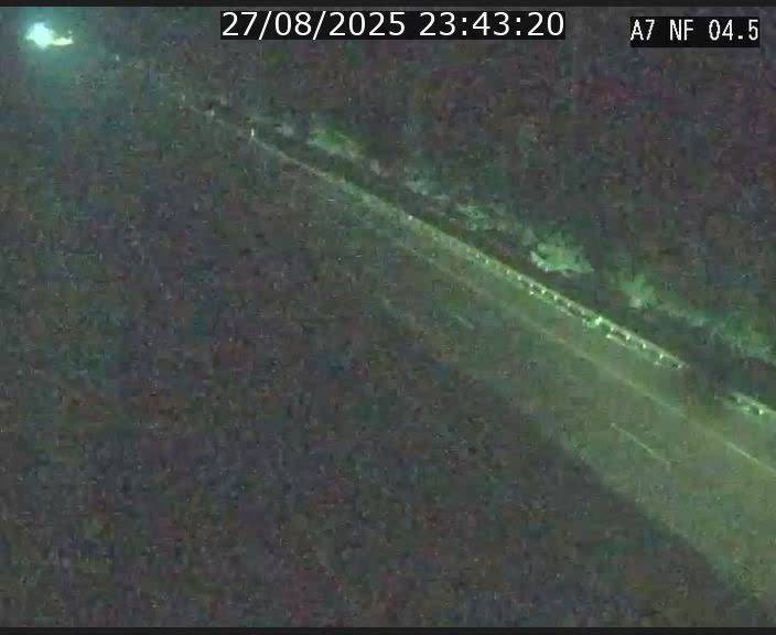 Caméra autoroute Luxembourg A7 - Passage à gibier Rëngelbour - direction Tunnel Grouft
