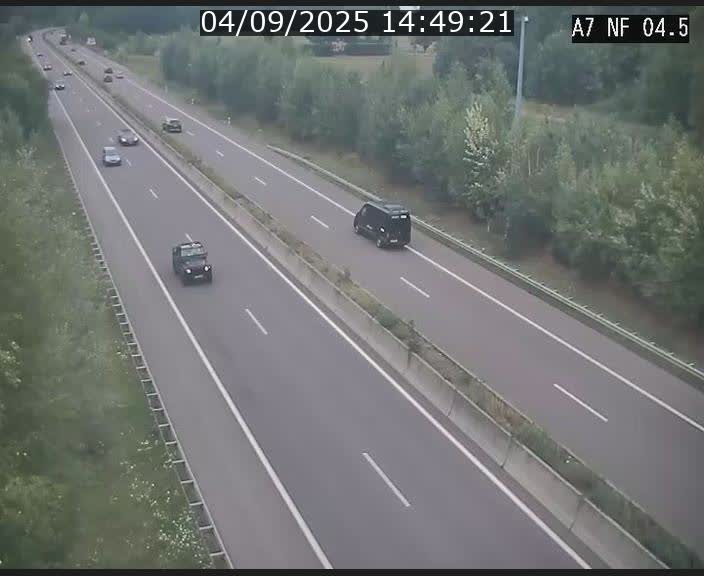 Caméra autoroute Luxembourg A7 - Passage à gibier Rëngelbour - direction Tunnel Grouft