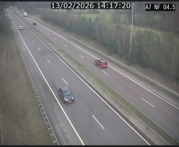 <h2>Caméra autoroute Luxembourg A7 - Passage à gibier Rëngelbour - direction Tunnel Grouft</h2>