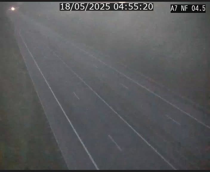 <h2>Caméra autoroute Luxembourg A7 - Passage à gibier Rëngelbour - direction Tunnel Grouft</h2>