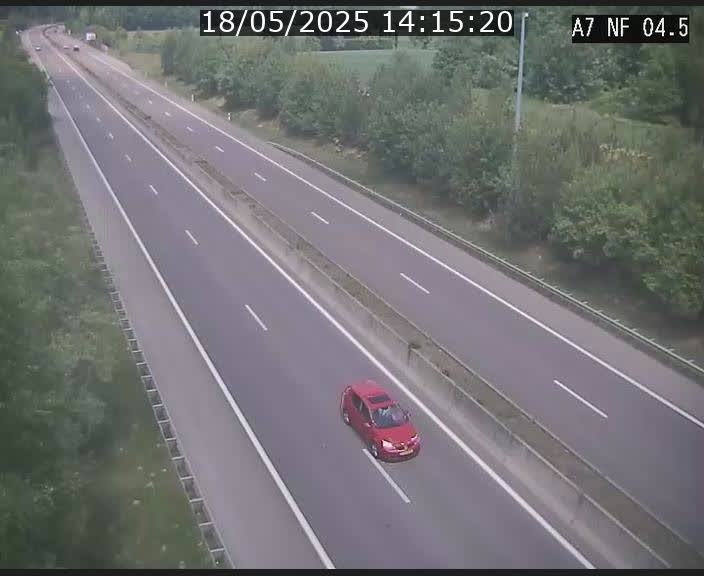 <h2>Caméra autoroute Luxembourg A7 - Passage à gibier Rëngelbour - direction Tunnel Grouft</h2>