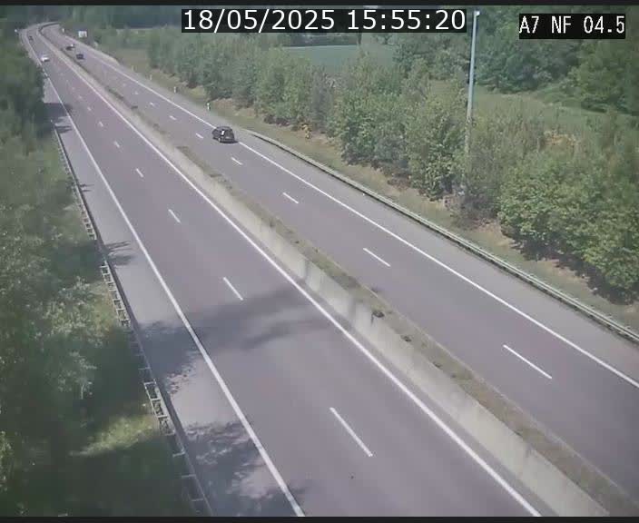 <h2>Caméra autoroute Luxembourg A7 - Passage à gibier Rëngelbour - direction Tunnel Grouft</h2>