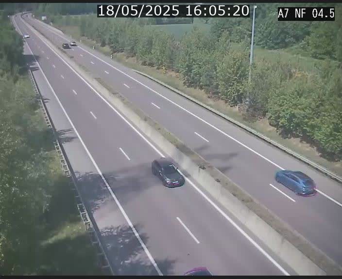 <h2>Caméra autoroute Luxembourg A7 - Passage à gibier Rëngelbour - direction Tunnel Grouft</h2>
