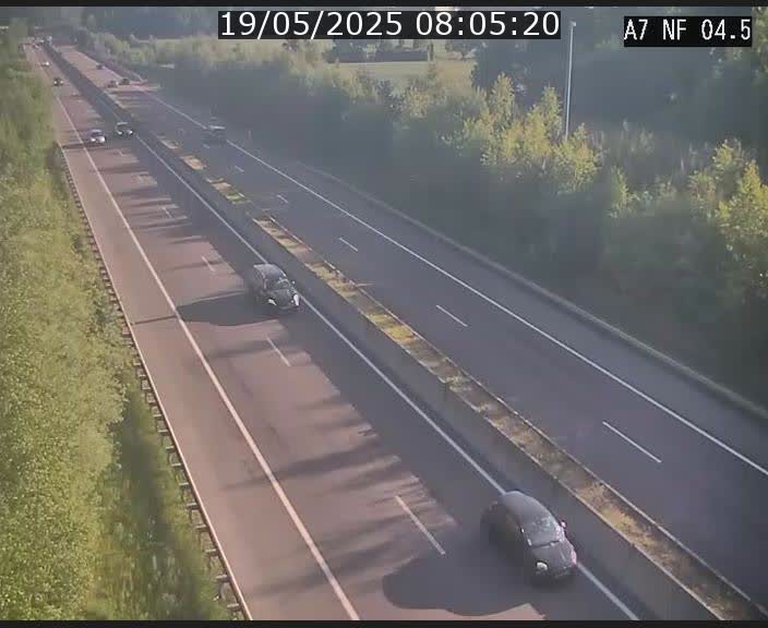 <h2>Caméra autoroute Luxembourg A7 - Passage à gibier Rëngelbour - direction Tunnel Grouft</h2>