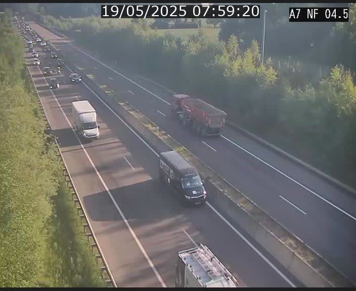 <h2>Caméra autoroute Luxembourg A7 - Passage à gibier Rëngelbour - direction Tunnel Grouft</h2>