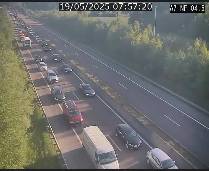 <h2>Caméra autoroute Luxembourg A7 - Passage à gibier Rëngelbour - direction Tunnel Grouft</h2>