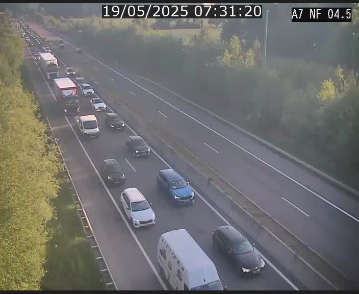 <h2>Caméra autoroute Luxembourg A7 - Passage à gibier Rëngelbour - direction Tunnel Grouft</h2>