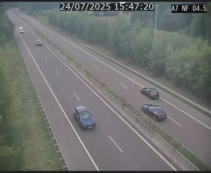 <h2>Caméra autoroute Luxembourg A7 - Passage à gibier Rëngelbour - direction Tunnel Grouft</h2>